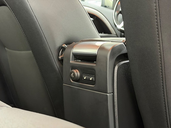 Volvo S80 18 of 30