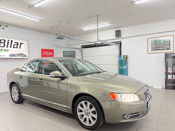 Volvo S80 10 of 30