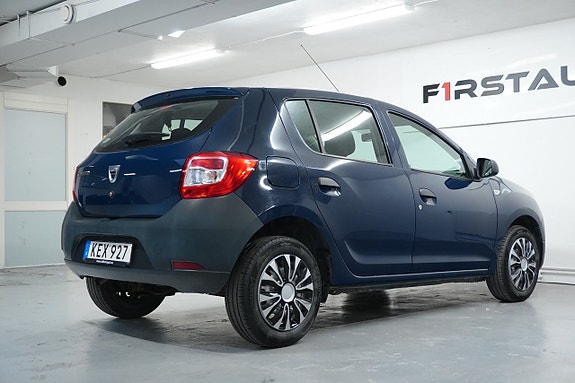 Dacia Sandero 4 of 5