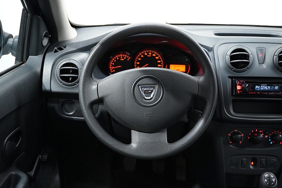 Dacia Sandero 14 of 21