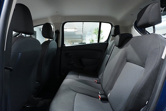 Dacia Sandero 10 of 21