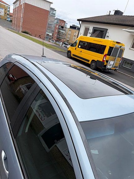 Mercedes-Benz B150 5 of 5