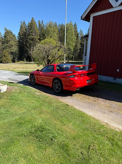 Mitsubishi 3000 GT 2 of 14