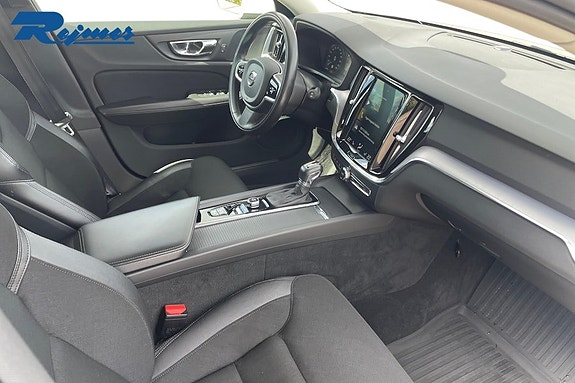 Volvo V60 11 of 20