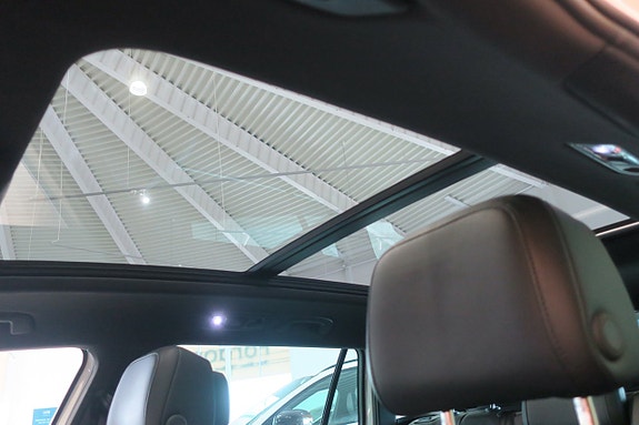 Volkswagen Passat Alltrack 8 of 19