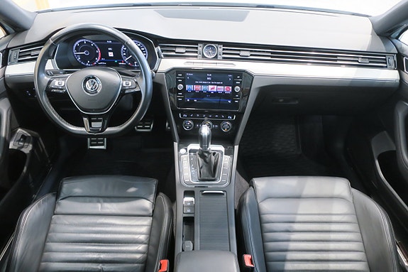 Volkswagen Passat Alltrack 6 of 19