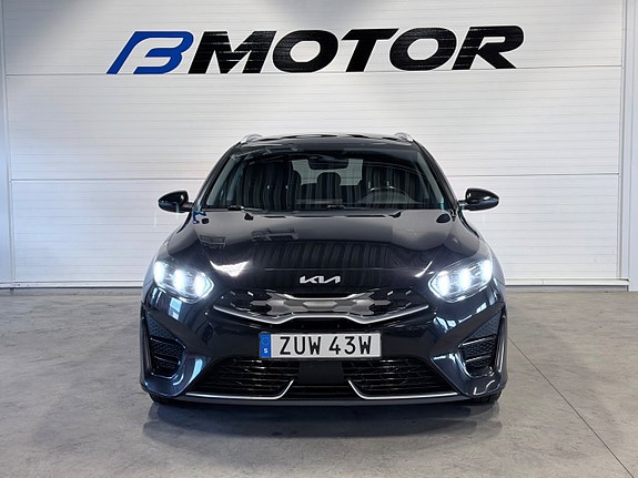 Kia Ceed 2 of 13