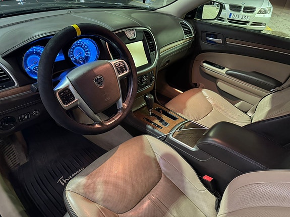 Lancia Thema 7 of 11