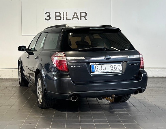 Subaru Outback 5 of 5