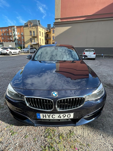 BMW 330d 12 of 12