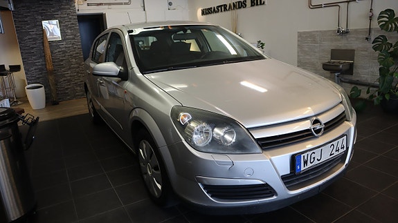 Opel Astra 5 of 5