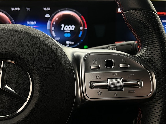 Mercedes-Benz CLA250 e 18 of 30