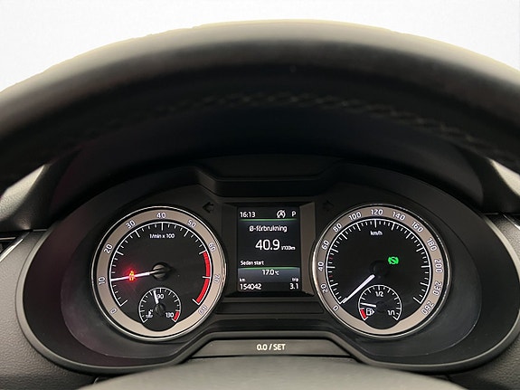 Skoda Octavia 18 of 30