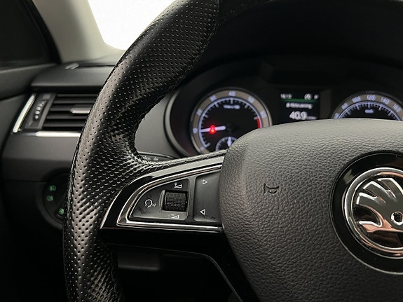 Skoda Octavia 16 of 30