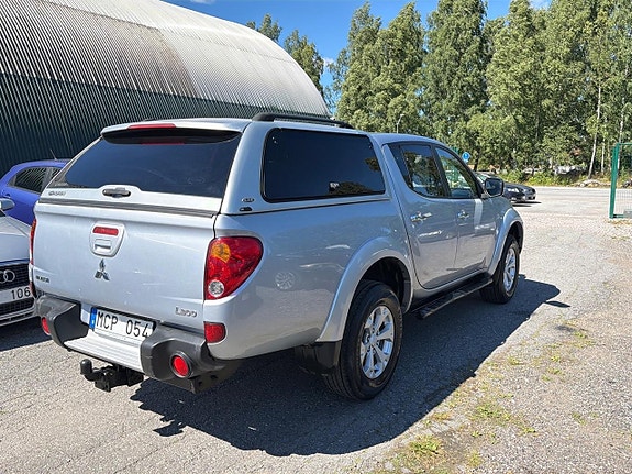 Mitsubishi L200 14 of 25