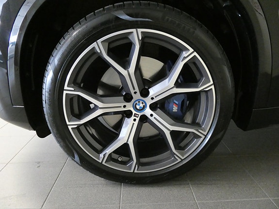 BMW X5 11 of 27