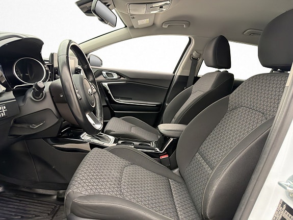 Kia Ceed 12 of 30