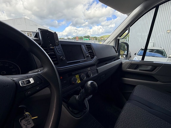 Volkswagen Crafter 6 of 12