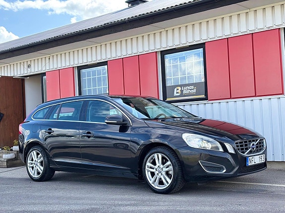 Volvo V60 5 of 23