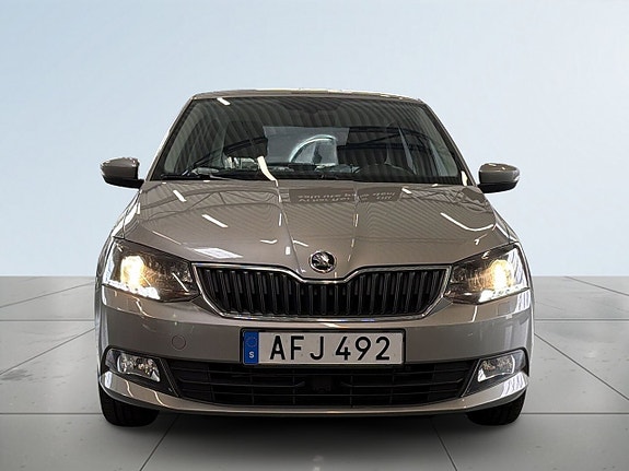 Skoda Fabia 2 of 20