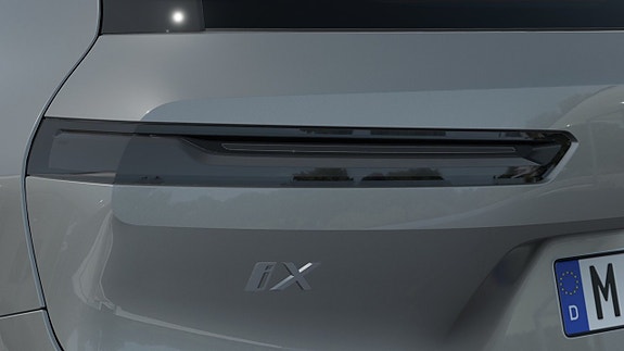 BMW iX 8 of 13