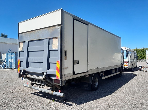Volvo FL6 10 2 of 8