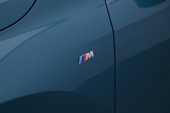 BMW iX1 25 of 27