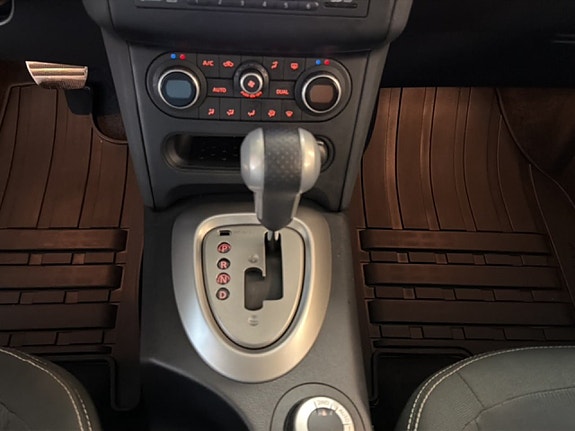 Nissan Qashqai+2 18 of 23