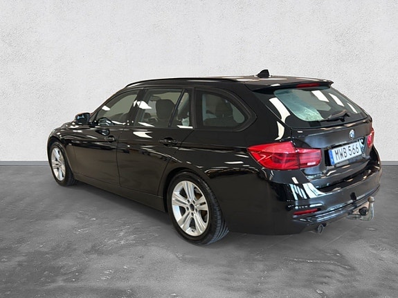 BMW 318d 3 of 22