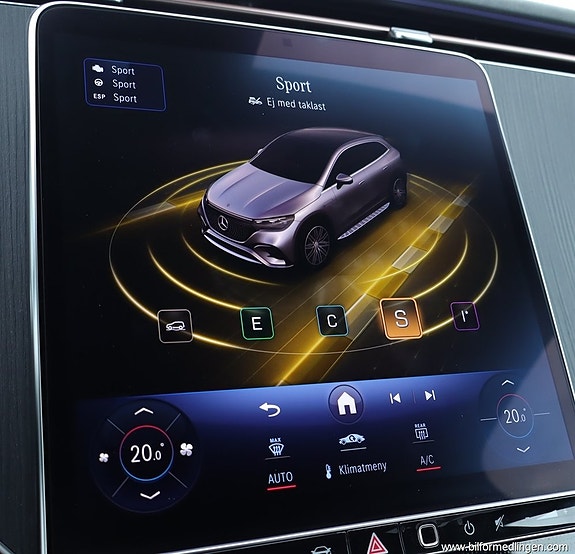 Mercedes-Benz EQE SUV 15 of 24