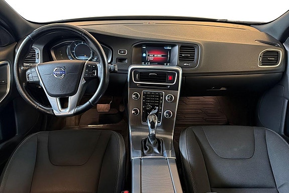 Volvo V60 11 of 21