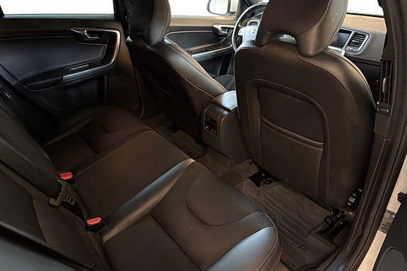 Volvo V60 18 of 21