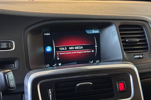 Volvo V60 17 of 21