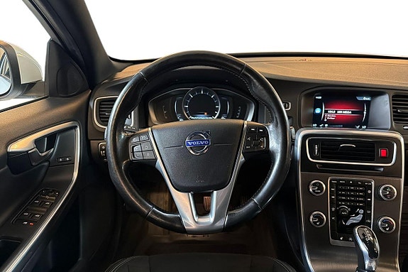 Volvo V60 12 of 21