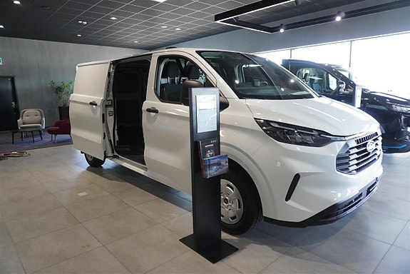 Ford Transit Custom 3 of 8