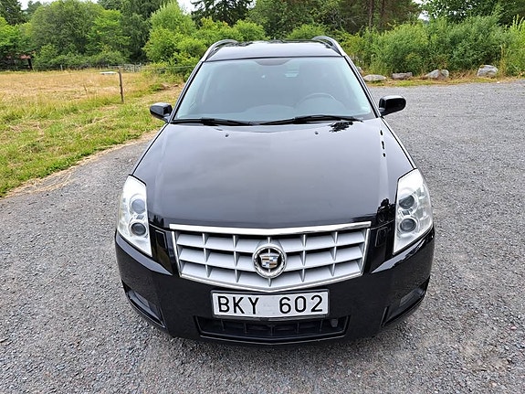 Cadillac BLS 10 of 15