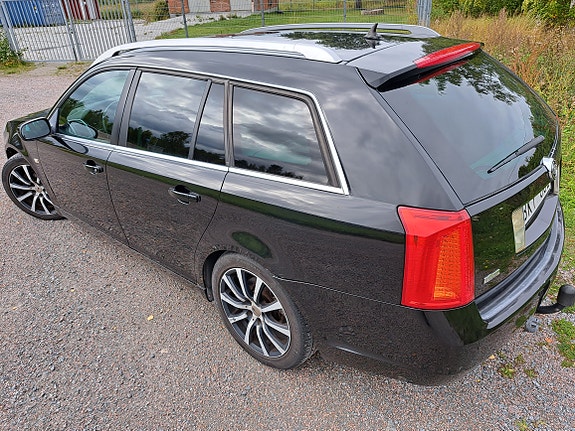 Cadillac BLS 14 of 14