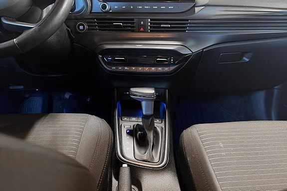 Hyundai i20 12 of 17