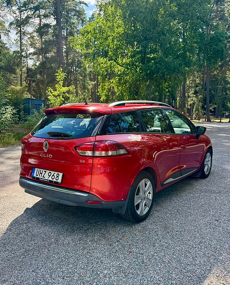 Renault Clio 2 of 15