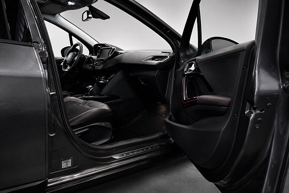 Peugeot 2008 13 of 24