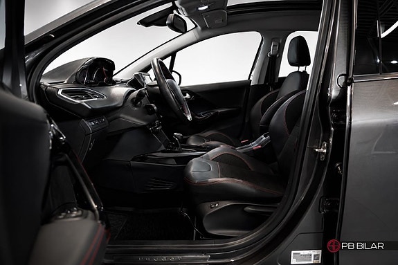 Peugeot 2008 9 of 24