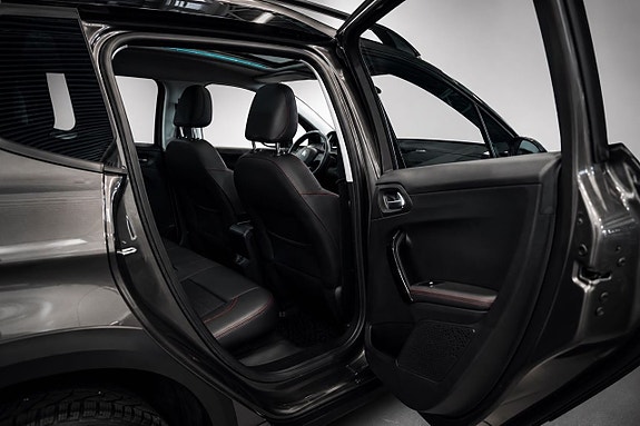 Peugeot 2008 16 of 24