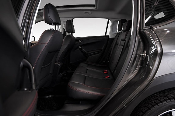 Peugeot 2008 12 of 24