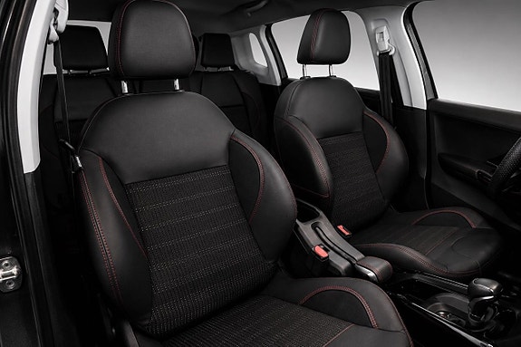 Peugeot 2008 15 of 24