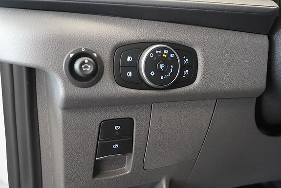 Ford Transit 13 of 21