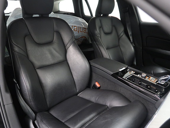 Volvo V60 23 of 30