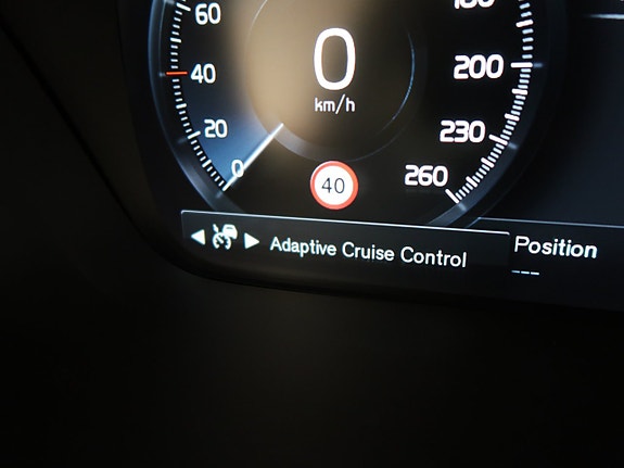 Volvo V60 26 of 30