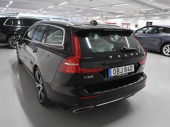 Volvo V60 8 of 30