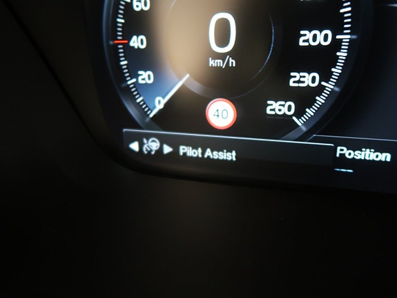 Volvo V60 25 of 30