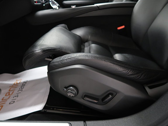 Volvo V60 21 of 30